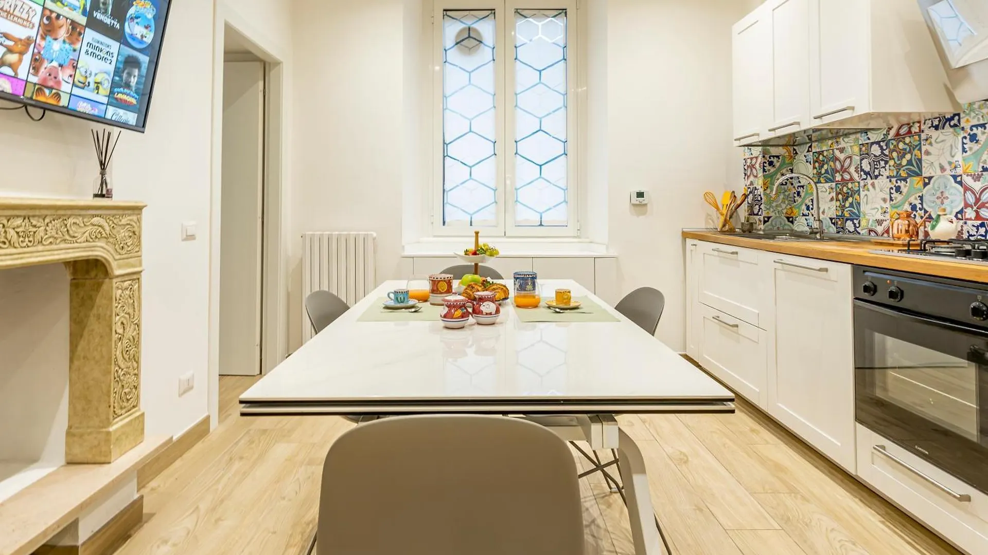 Anfitriona Apartment Milan 0*,
