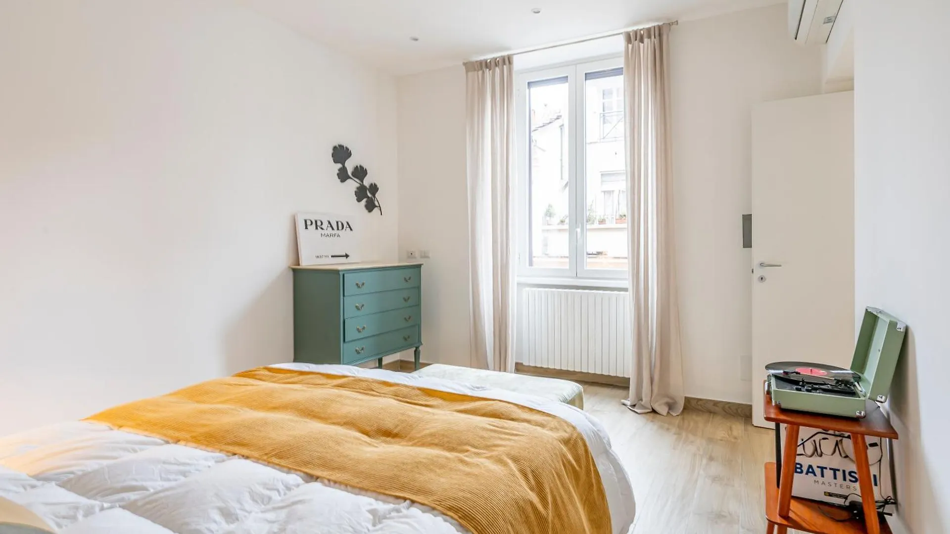 Anfitriona Apartment Milan 0*,  Italy